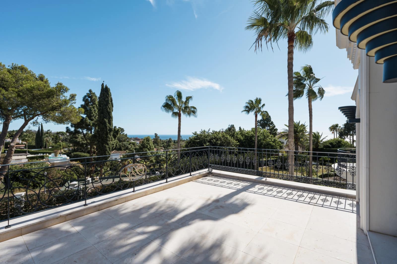 7 sypialnia Willa na sprzedaż w Marbella z basenem garażem - 9 500 000 € (Ref: 10080970)