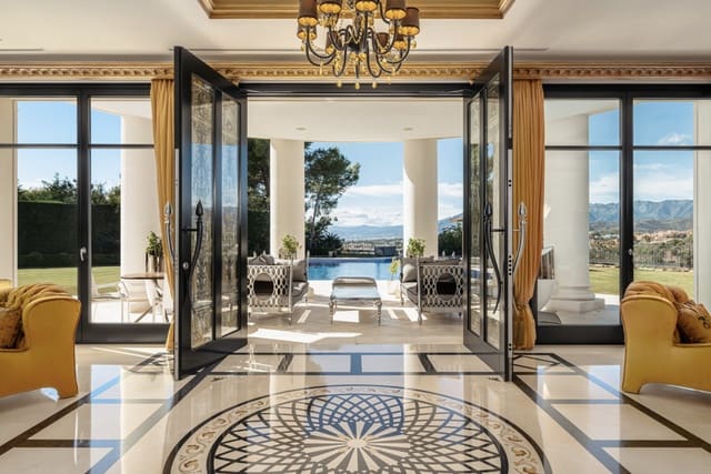 7 sypialnia Willa na sprzedaż w Marbella z basenem garażem - 9 500 000 € (Ref: 10080970)