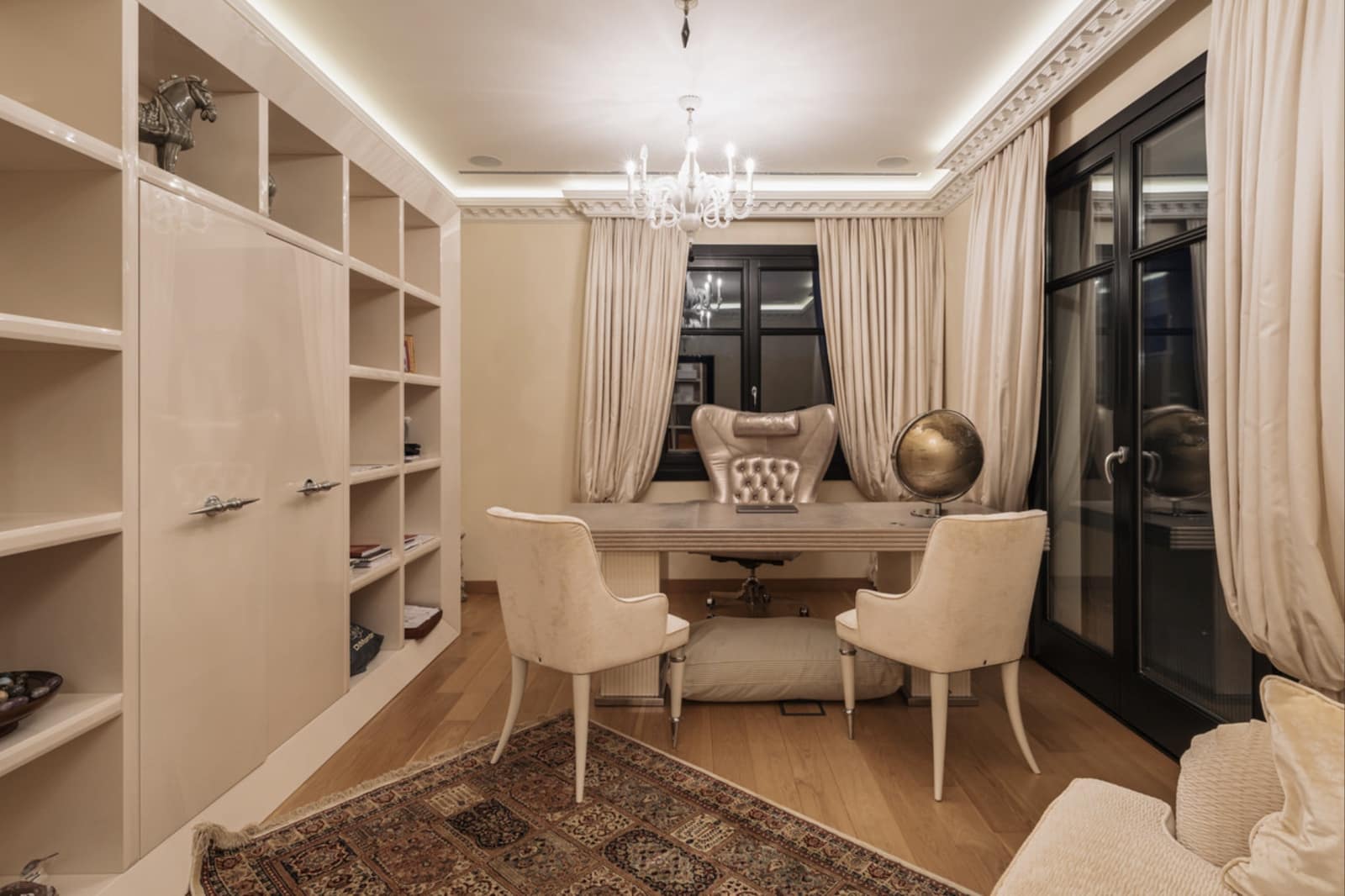 7 sypialnia Willa na sprzedaż w Marbella z basenem garażem - 9 500 000 € (Ref: 10080970)