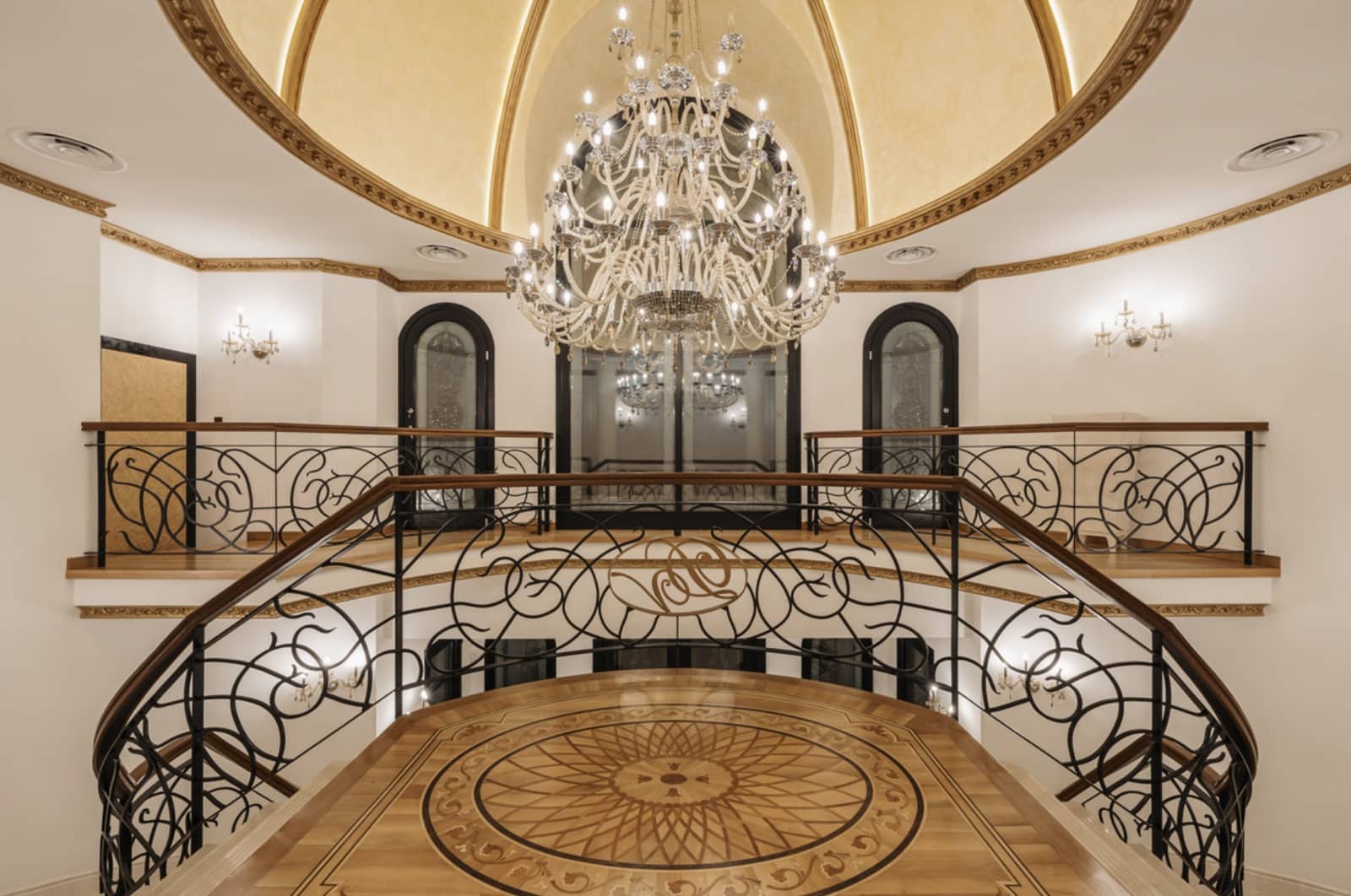 7 sypialnia Willa na sprzedaż w Marbella z basenem garażem - 9 500 000 € (Ref: 10080970)