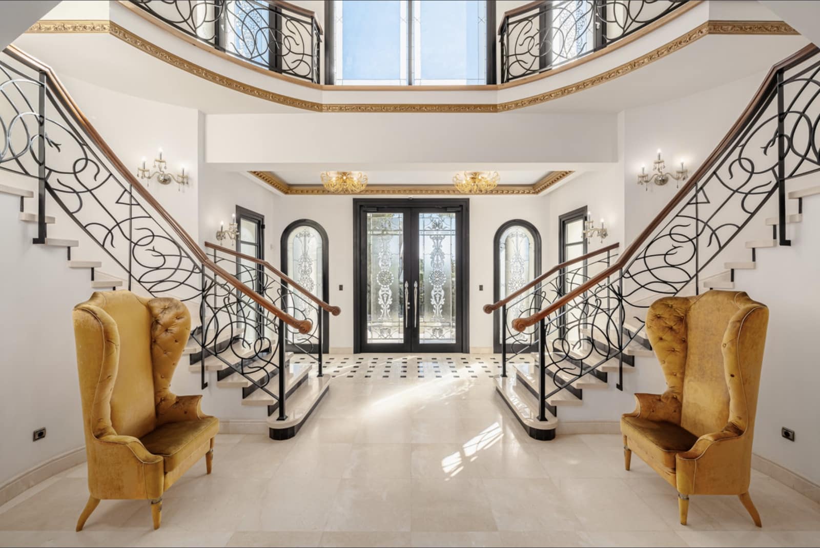 7 sypialnia Willa na sprzedaż w Marbella z basenem garażem - 9 500 000 € (Ref: 10080970)