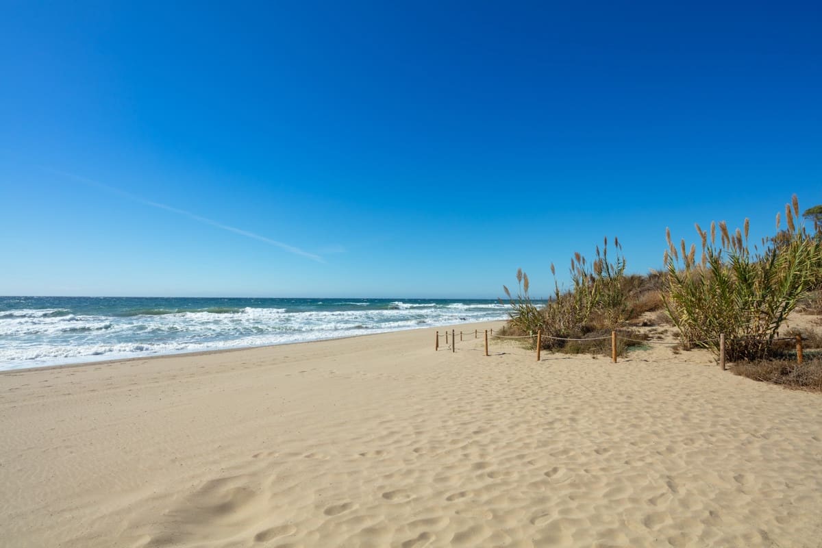 2 quarto Penthouse para venda em Marbella com piscina garagem - 750 000 € (Ref: 10080971)