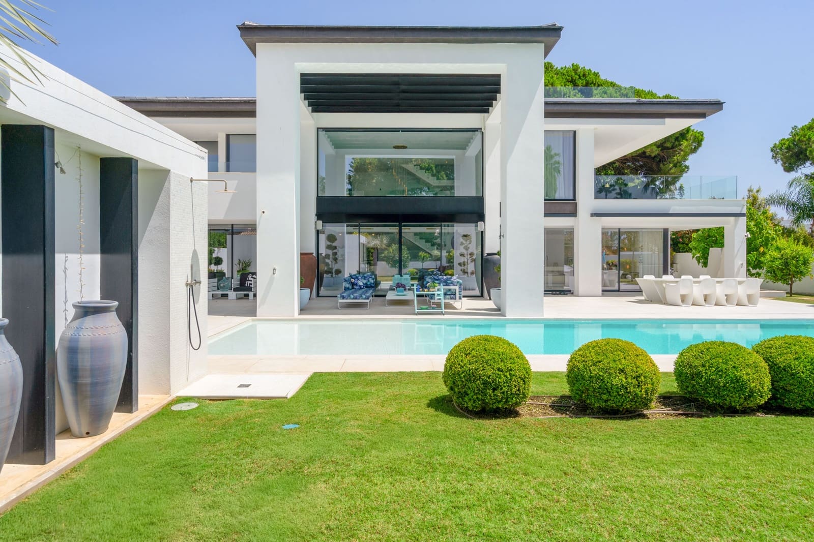 4 slaapkamer Villa te koop in San Pedro de Alcantara met zwembad garage - € 7.490.000 (Ref: 10085927)