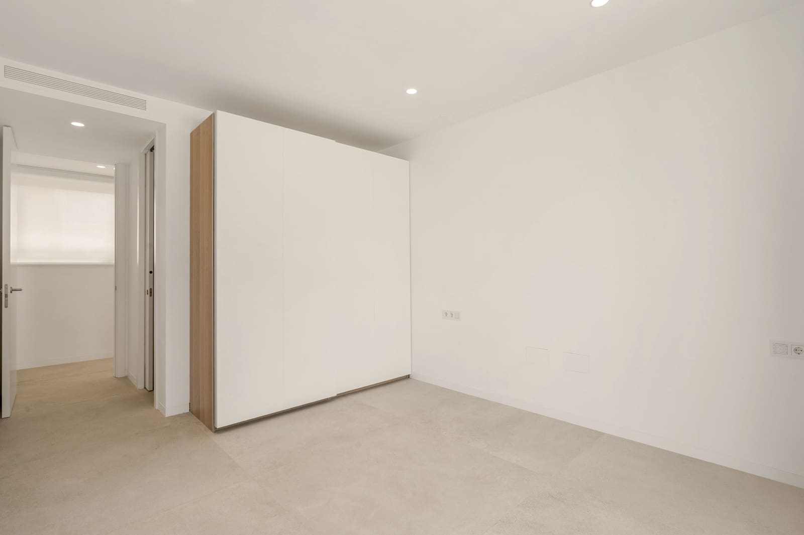 4 slaapkamer Villa te koop in San Pedro de Alcantara met zwembad garage - € 7.490.000 (Ref: 10085927)