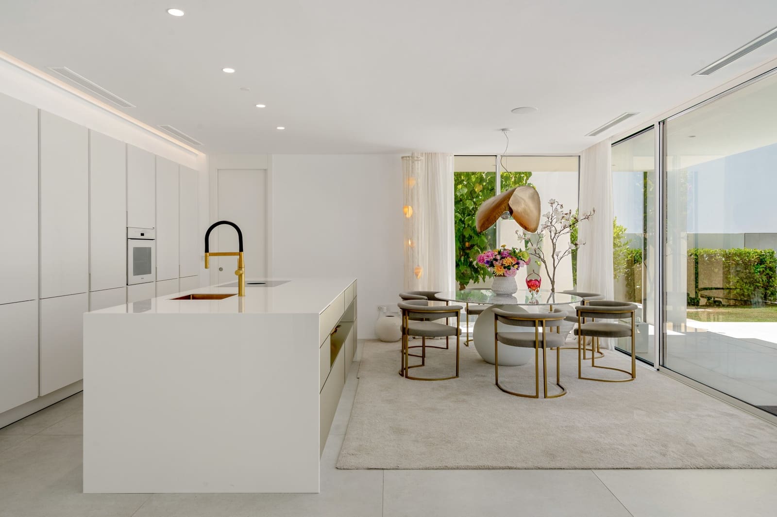4 slaapkamer Villa te koop in San Pedro de Alcantara met zwembad garage - € 7.490.000 (Ref: 10085927)