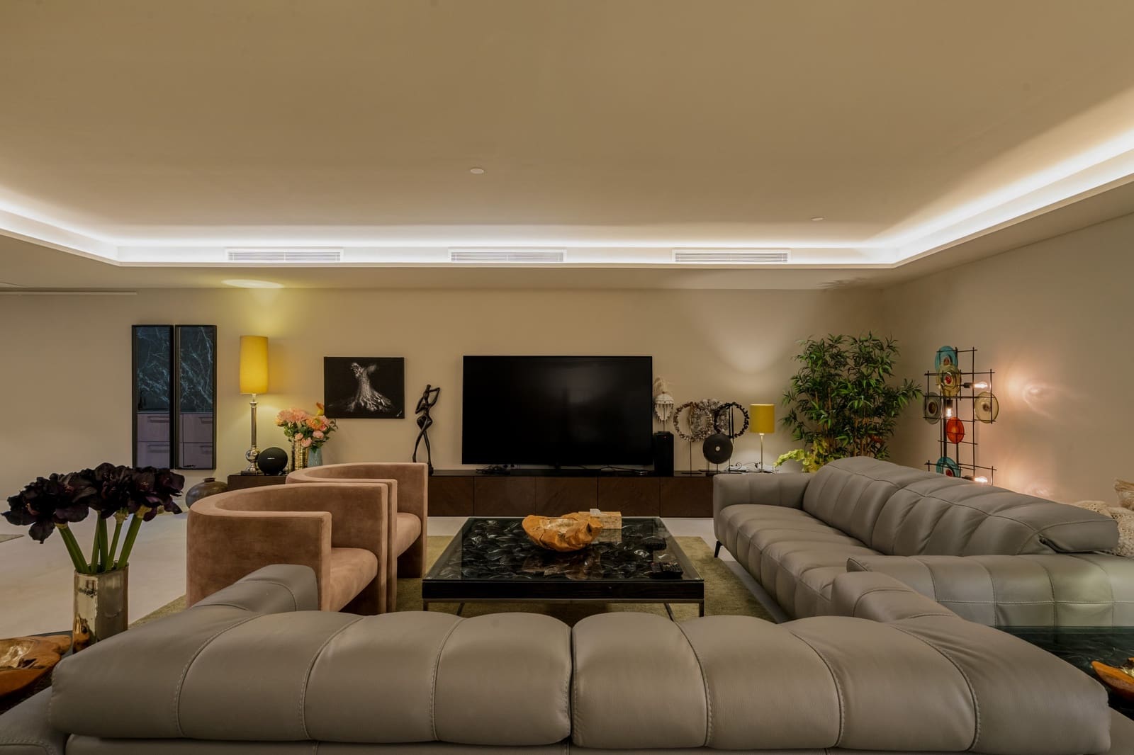 4 slaapkamer Villa te koop in San Pedro de Alcantara met zwembad garage - € 7.490.000 (Ref: 10085927)