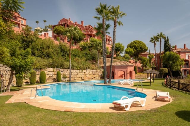 Ático de 3 habitaciones en Monte Halcones, Benahavís en venta con piscina garaje - 2.295.000 € (Ref: 10085928)