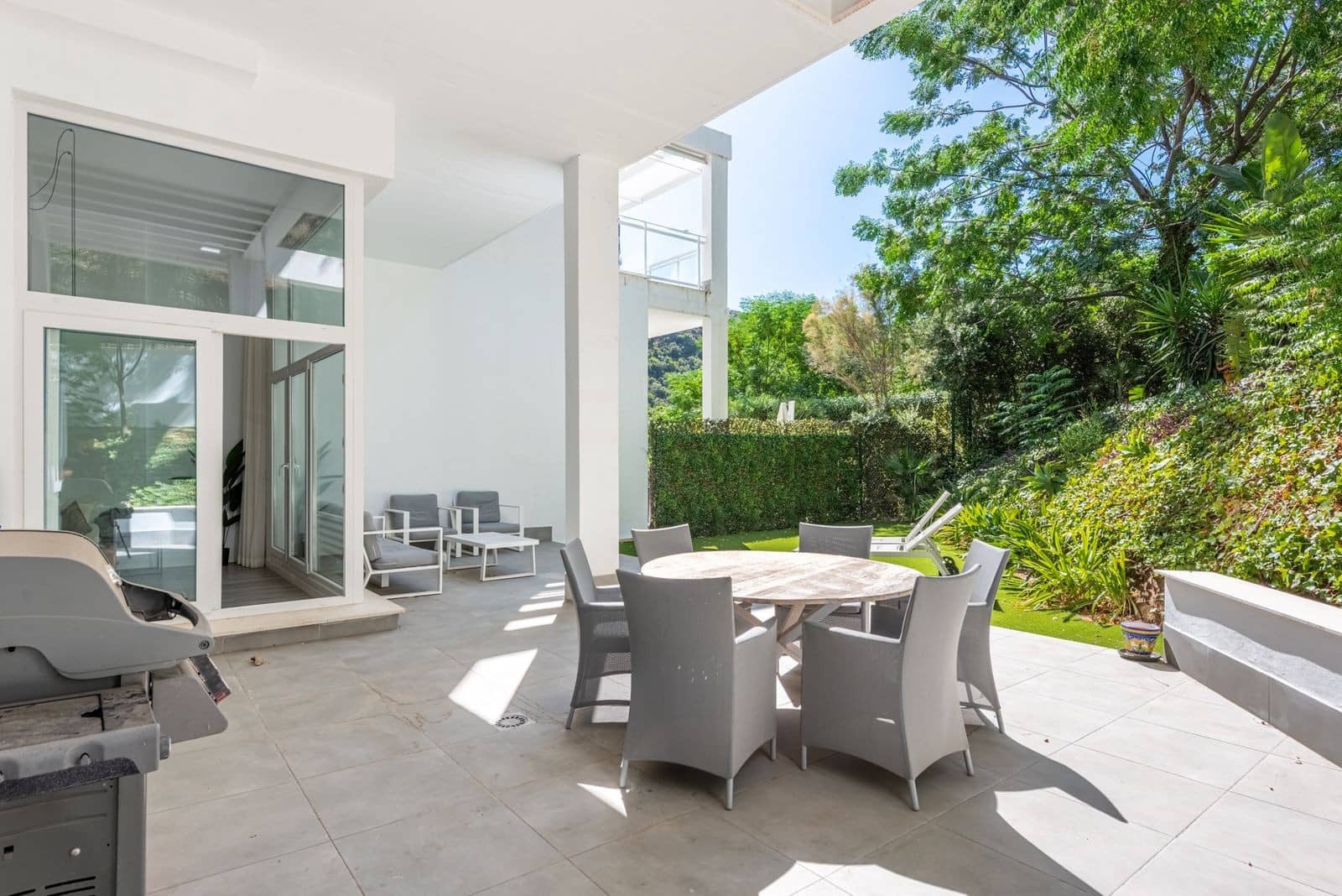 3 sovrum Lägenhet till salu i Benahavis med pool garage - 700 000 € (Ref: 10085929)