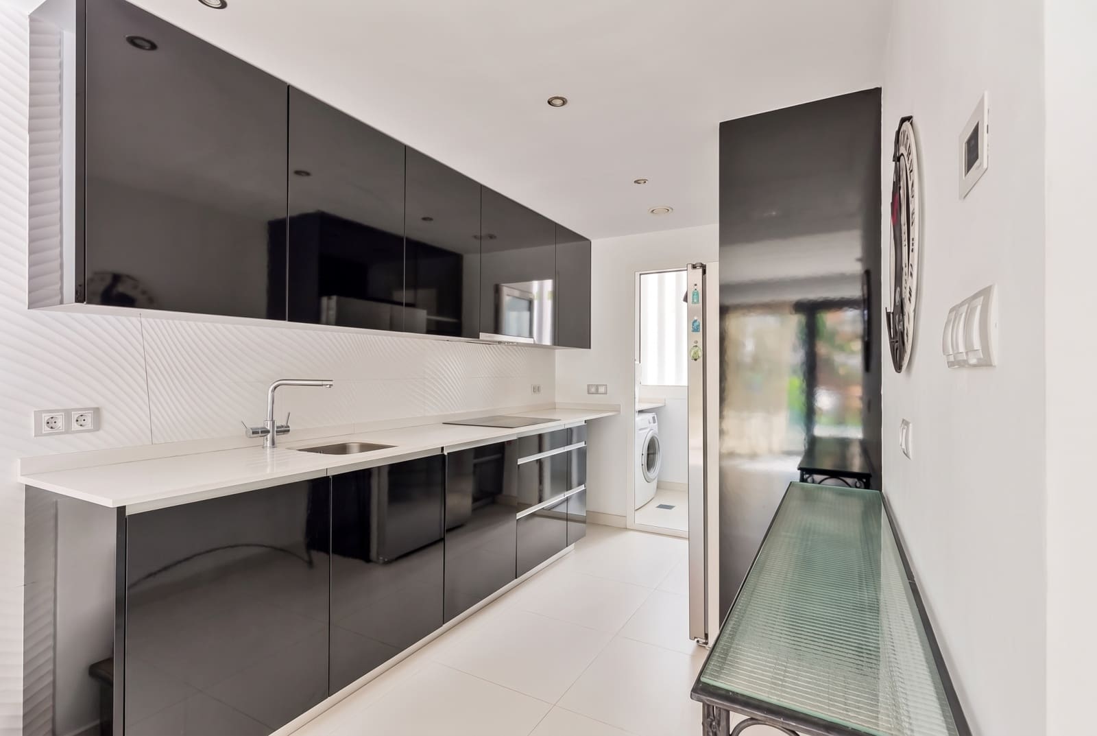 3 sypialnia Dom na sprzedaż w Marbella z basenem garażem - 1 415 000 € (Ref: 10089402)