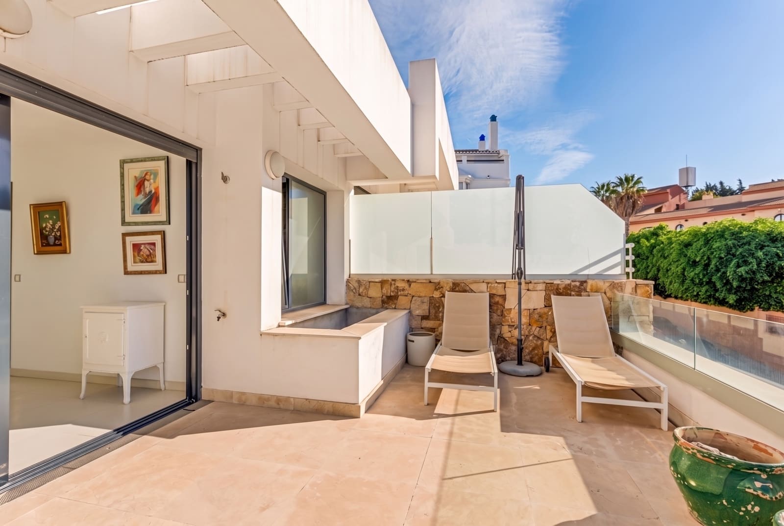 3 sypialnia Dom na sprzedaż w Marbella z basenem garażem - 1 415 000 € (Ref: 10089402)