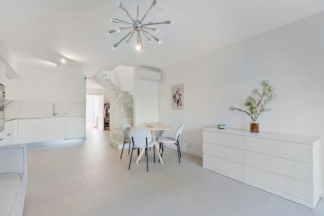 Casa de 3 habitaciones en Costalita, Estepona en venta con piscina garaje - 780.000 € (Ref: 10089404)