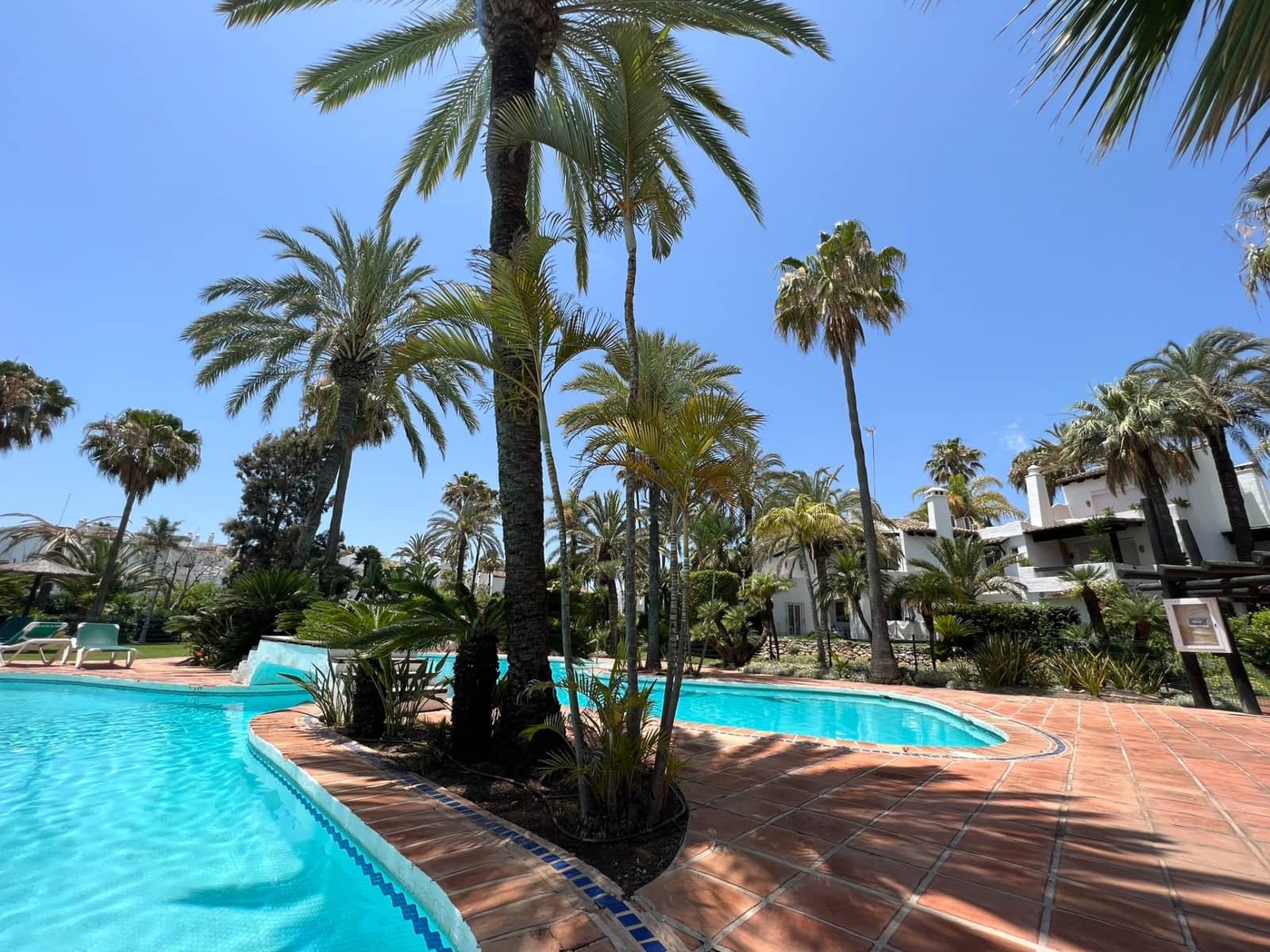Casa de 3 habitaciones en Costalita en venta con piscina garaje - 780.000 € (Ref: 10089404)