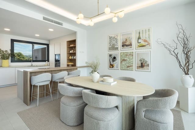 4 soverom Hus til salgs i Río Real, Marbella med svømmebasseng garasje - € 1 890 000 (Ref: 10091149)