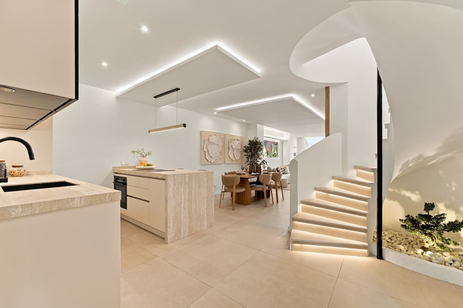 3 soverom Penthouse til salgs i Marbella med svømmebasseng garasje - € 1 497 000 (Ref: 10091155)