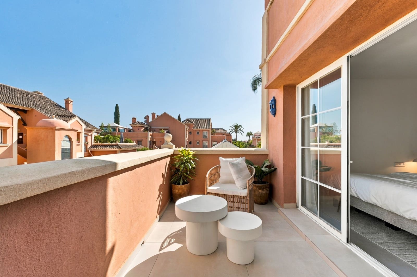 3 soverom Penthouse til salgs i Marbella med svømmebasseng garasje - € 1 497 000 (Ref: 10091155)