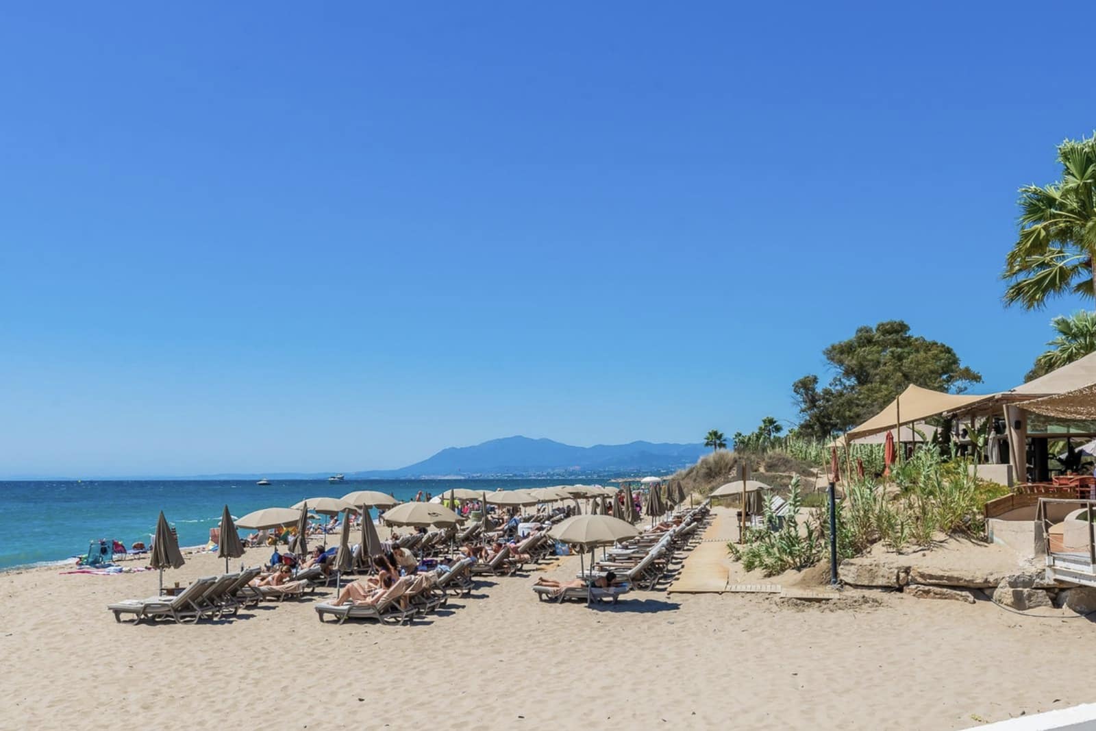Casa de 4 habitaciones en Marbella en venta con piscina garaje - 1.750.000 € (Ref: 10094374)