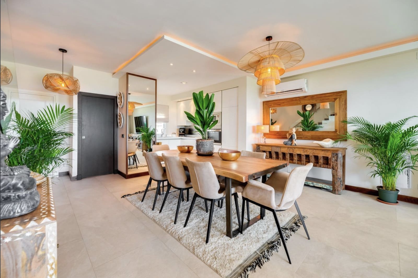 Casa de 4 habitaciones en Marbella en venta con piscina garaje - 1.750.000 € (Ref: 10094374)