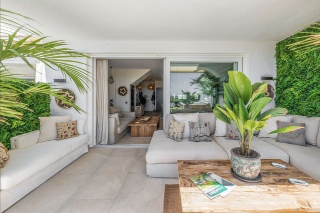 4 Zimmer Haus zu verkaufen in Marbella mit Pool Garage - 1.750.000 € (Ref: 10094374)