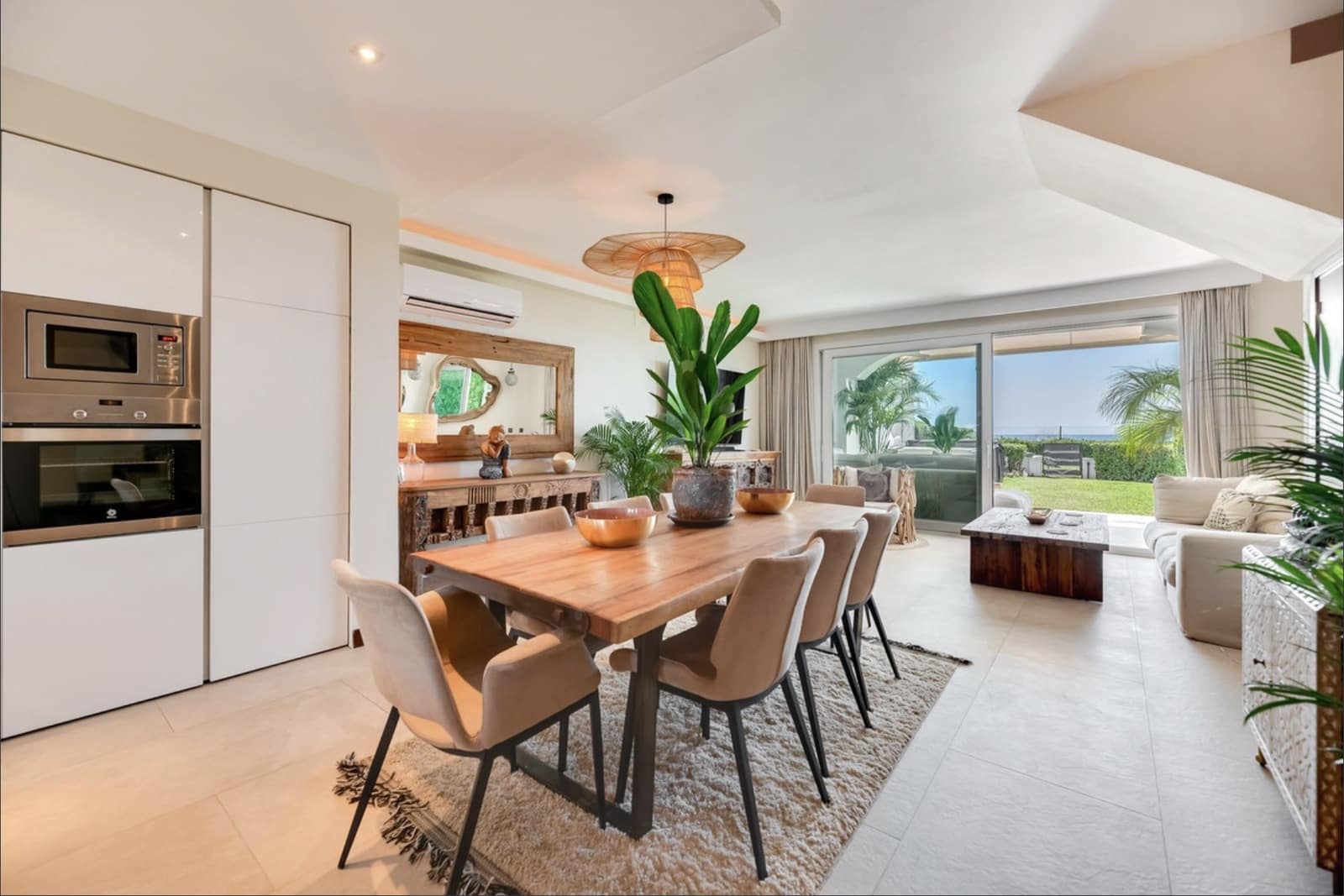 Casa de 4 habitaciones en Marbella en venta con piscina garaje - 1.750.000 € (Ref: 10094374)