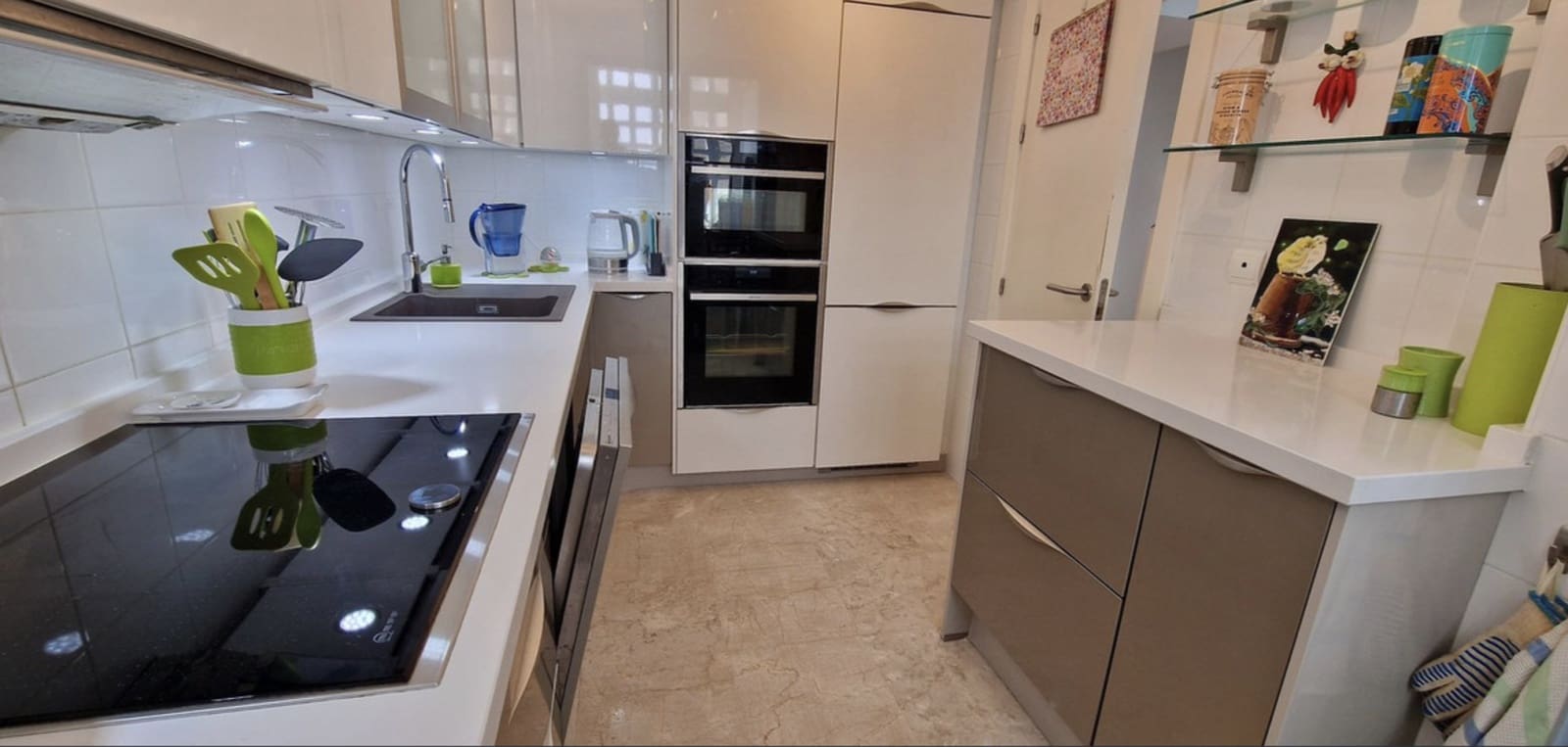 3 Zimmer Haus zu verkaufen in Marbella mit Pool - 550.000 € (Ref: 10094375)