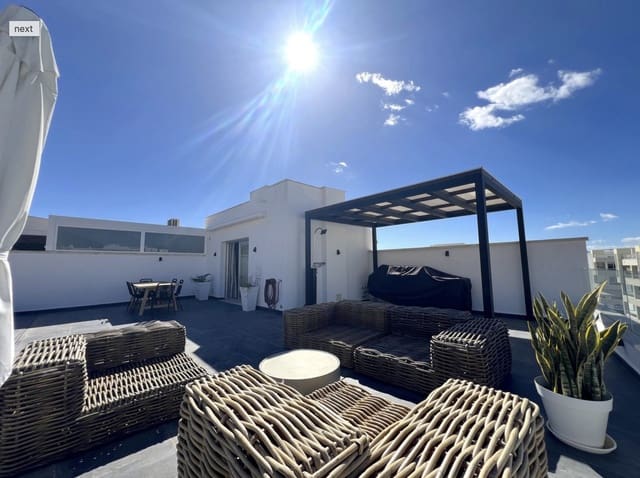 3 sovrum Takvåning till salu i San Pedro de Alcantara, Marbella med pool garage - 900 000 € (Ref: 10094382)