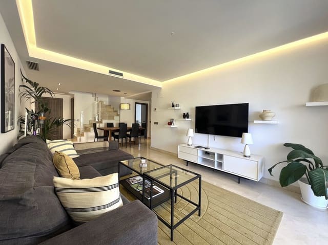 3 sovrum Takvåning till salu i San Pedro de Alcantara, Marbella med pool garage - 900 000 € (Ref: 10094382)