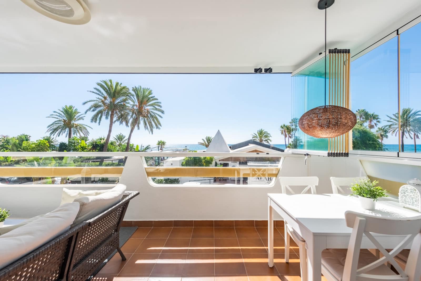 3 sovrum Lägenhet till salu i San Pedro de Alcantara med pool garage - 1 100 000 € (Ref: 10098182)