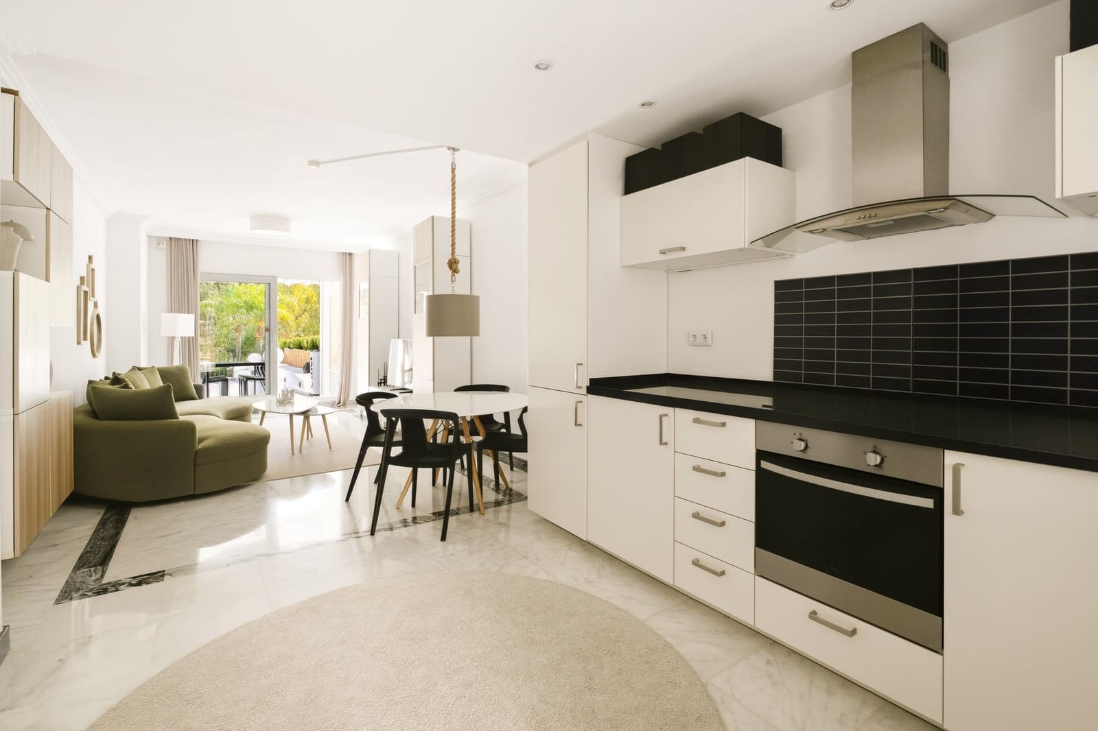 2 sypialnia Apartament na sprzedaż w Marbella z basenem garażem - 489 000 € (Ref: 10098183)