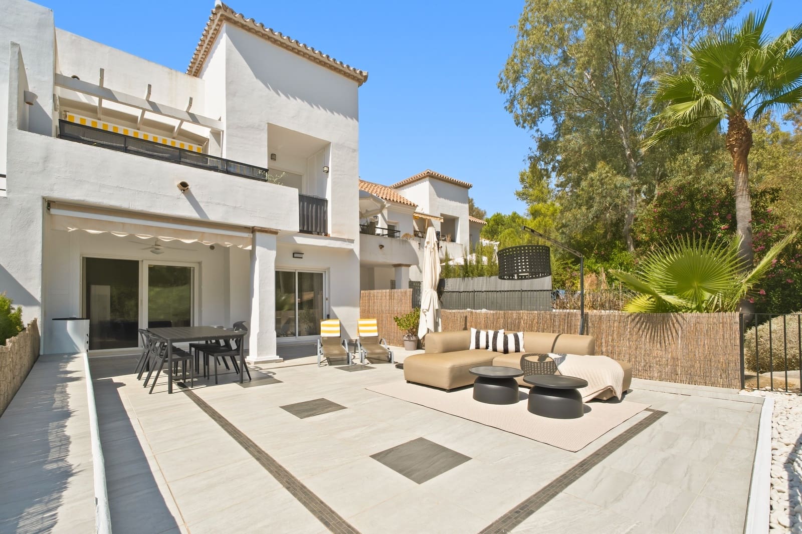 2 sypialnia Apartament na sprzedaż w Marbella z basenem garażem - 489 000 € (Ref: 10098183)