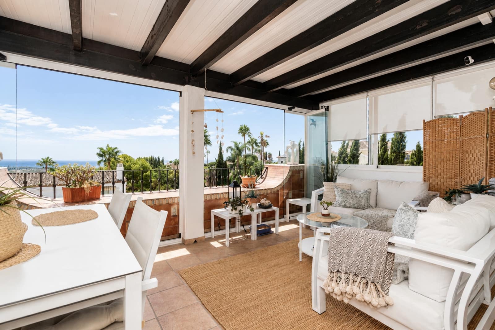 2 slaapkamer Penthouse te koop in El Paraiso met zwembad - € 550.000 (Ref: 10109375)