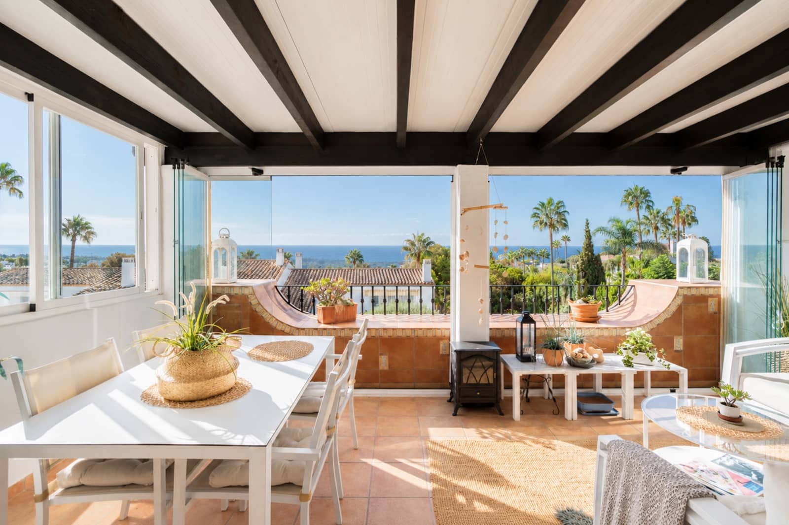 2 slaapkamer Penthouse te koop in El Paraiso met zwembad - € 550.000 (Ref: 10109375)