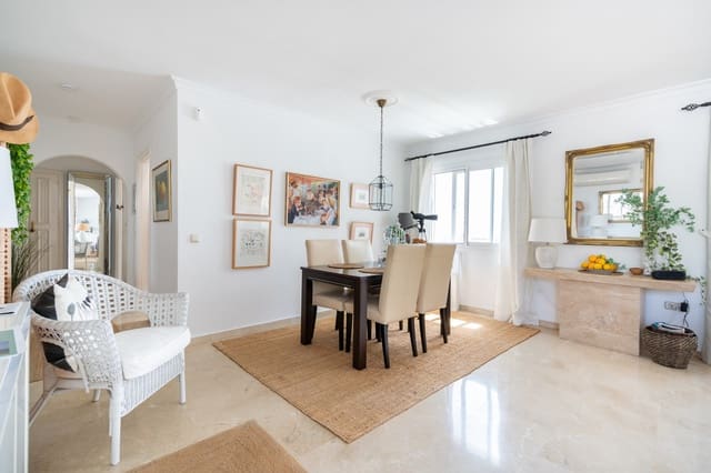 2 slaapkamer Penthouse te koop in El Paraiso, Estepona - € 550.000 (Ref: 10109375)