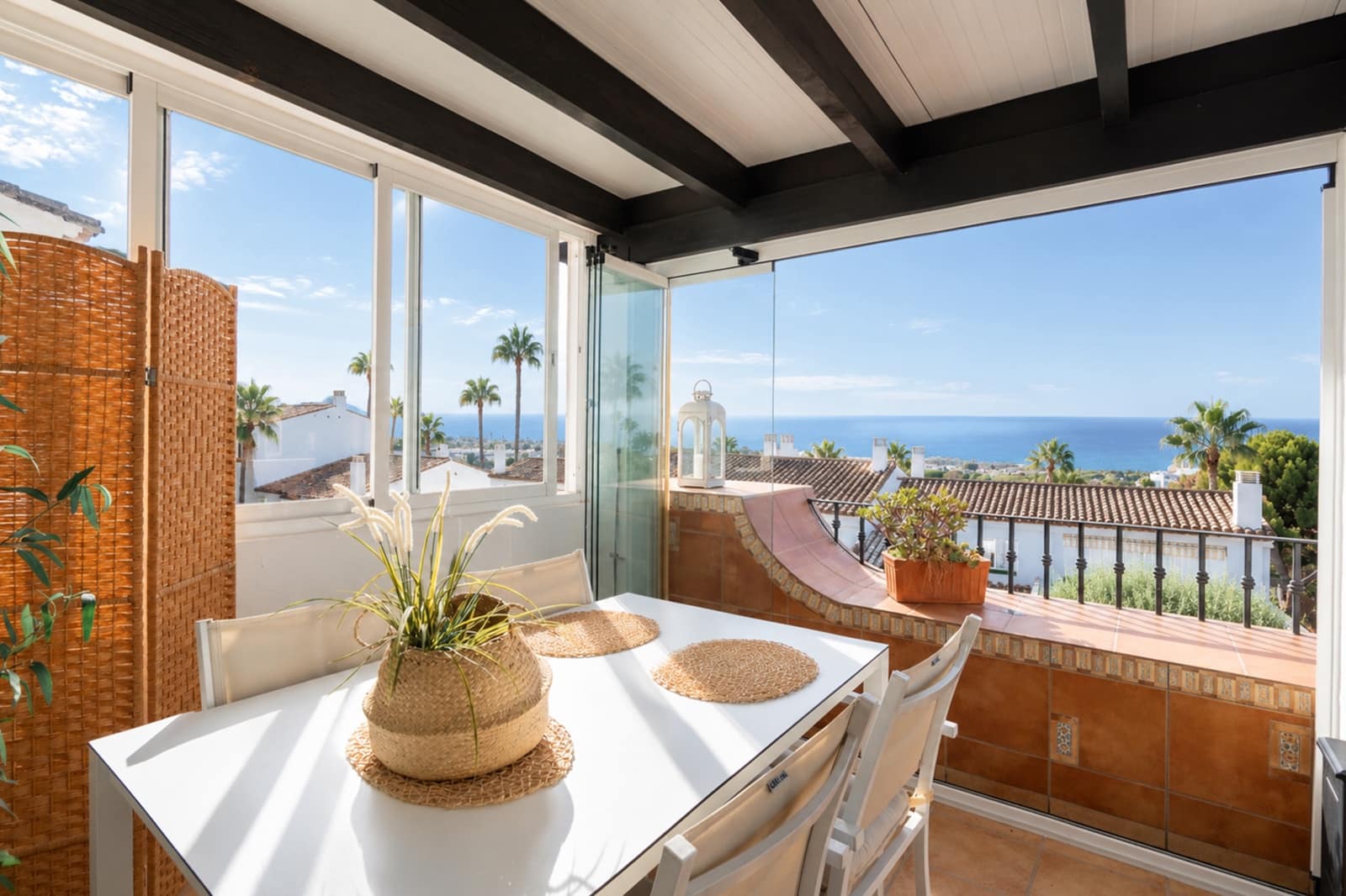 2 slaapkamer Penthouse te koop in El Paraiso met zwembad - € 550.000 (Ref: 10109375)