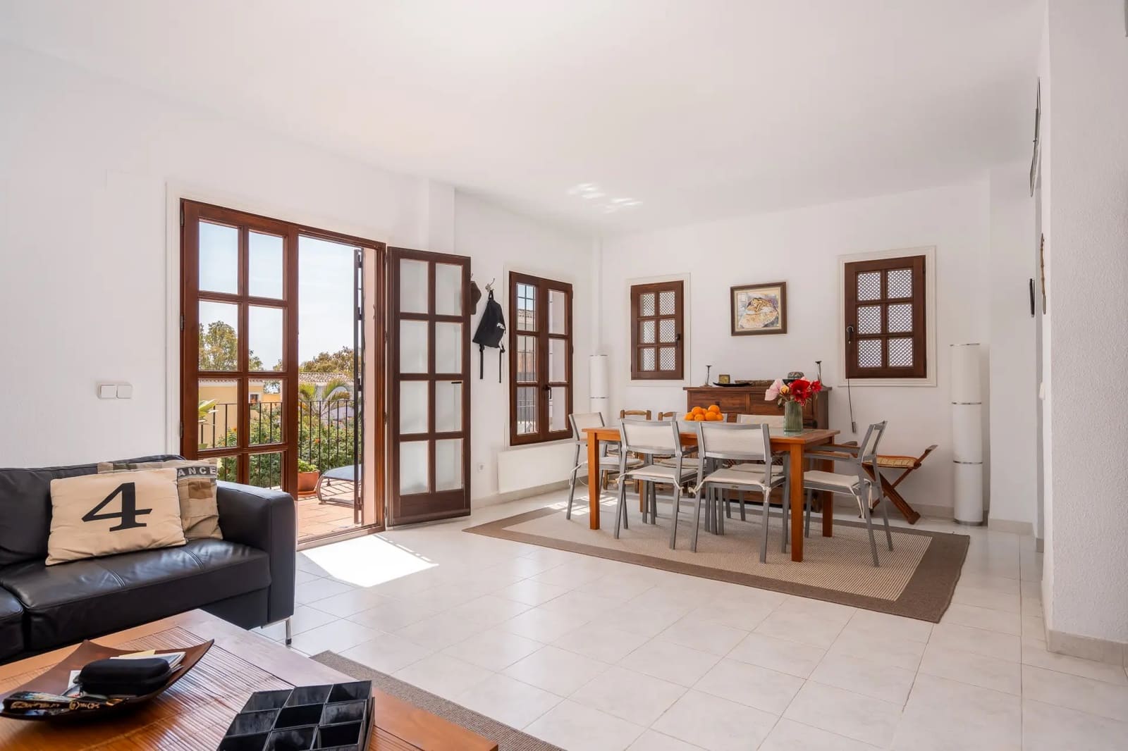 3 soverom Hus til salgs i Golden Mile med svømmebasseng garasje - € 1 449 000 (Ref: 10111530)