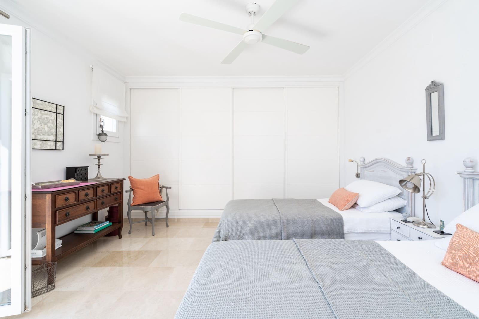 3 slaapkamer Penthouse te koop in El Paraiso met zwembad - € 675.000 (Ref: 10115578)
