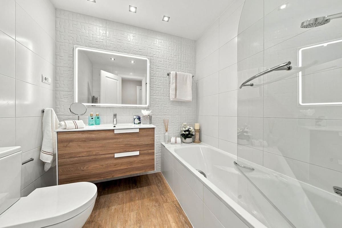 2 bedroom Apartment for sale in Marbella with pool garage - € 459,000 (Ref: 10115580)