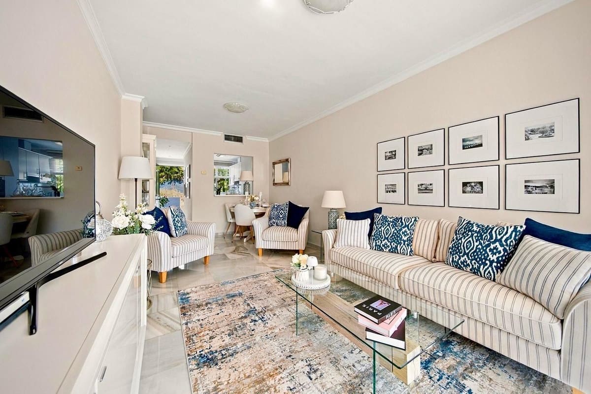 2 bedroom Apartment for sale in Marbella with pool garage - € 459,000 (Ref: 10115580)