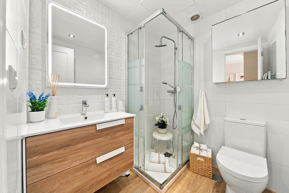 2 bedroom Apartment for sale in Marbella with pool garage - € 459,000 (Ref: 10115580)