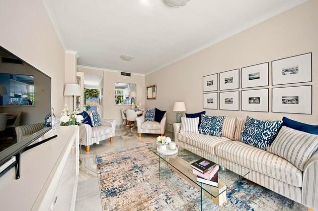 2 Zimmer Apartment zu verkaufen in Los Naranjos, Marbella mit Pool Garage - 459.000 € (Ref: 10115580)