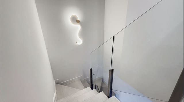 2 soverom Penthouse til salgs i Marbella med svømmebasseng garasje - € 1 000 000 (Ref: 10119036)