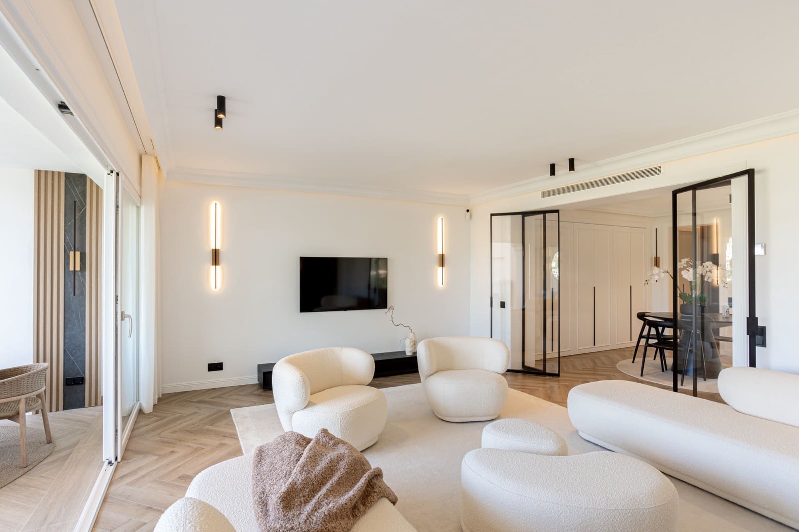 Apartamento de 3 habitaciones en Benahavís en venta con piscina - 1.270.000 € (Ref: 10119037)