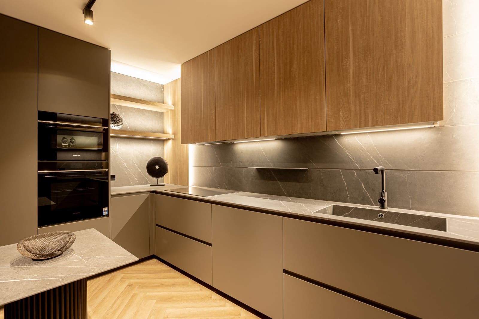 Apartamento de 3 habitaciones en Benahavís en venta con piscina - 1.270.000 € (Ref: 10119037)