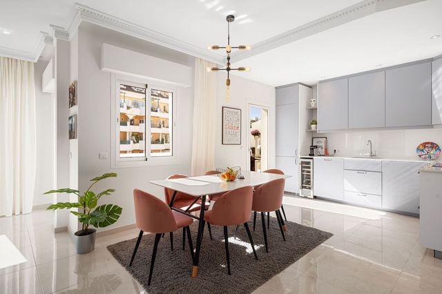 3 makuuhuone Kattohuoneisto myytävänä paikassa Marbella mukana uima-altaan 
autotalli - 829 000 € (Ref: 10119038)