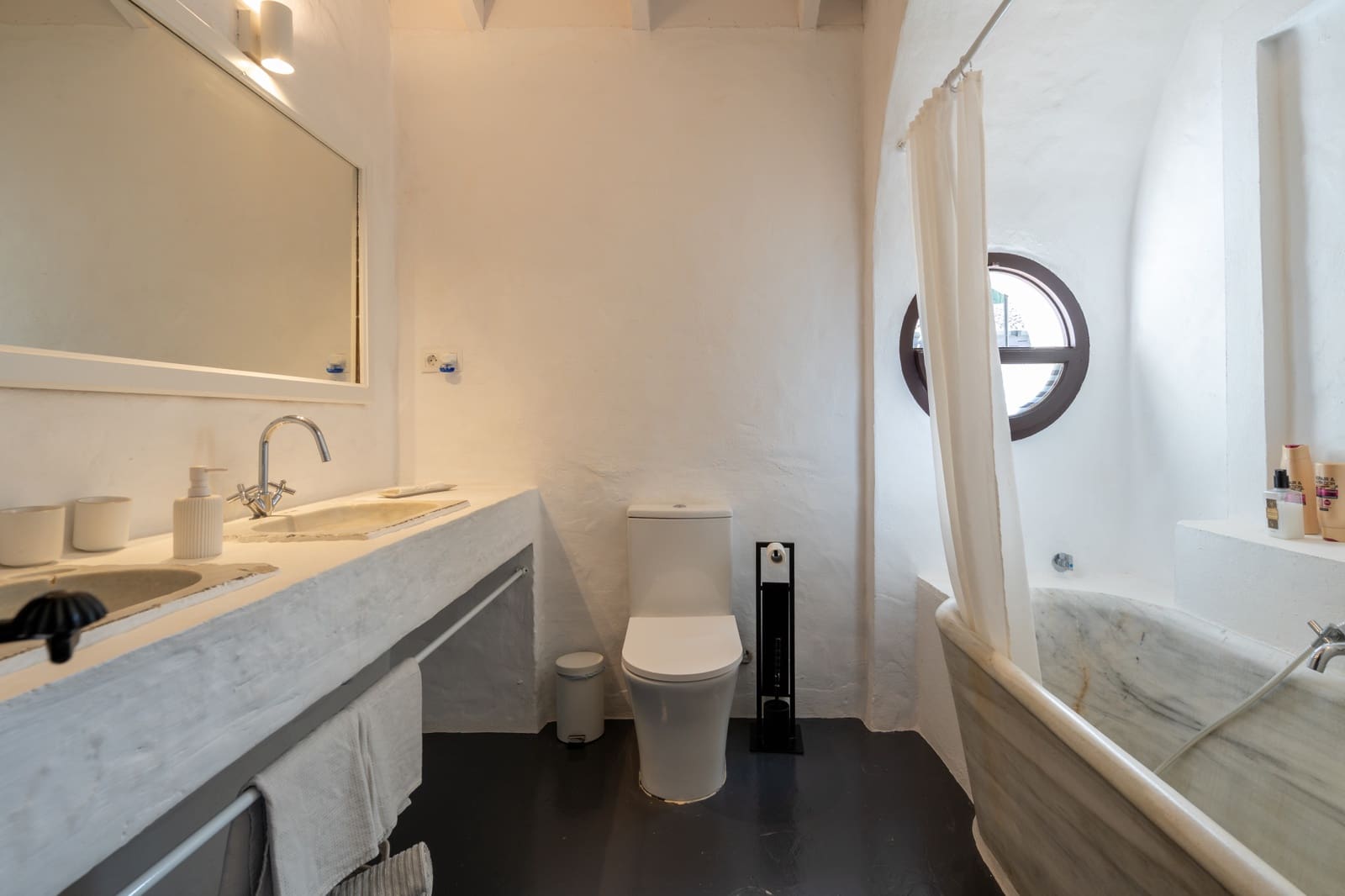 9 slaapkamer Finca/Landhuis te koop in Estepona met zwembad - € 2.700.000 (Ref: 10119040)