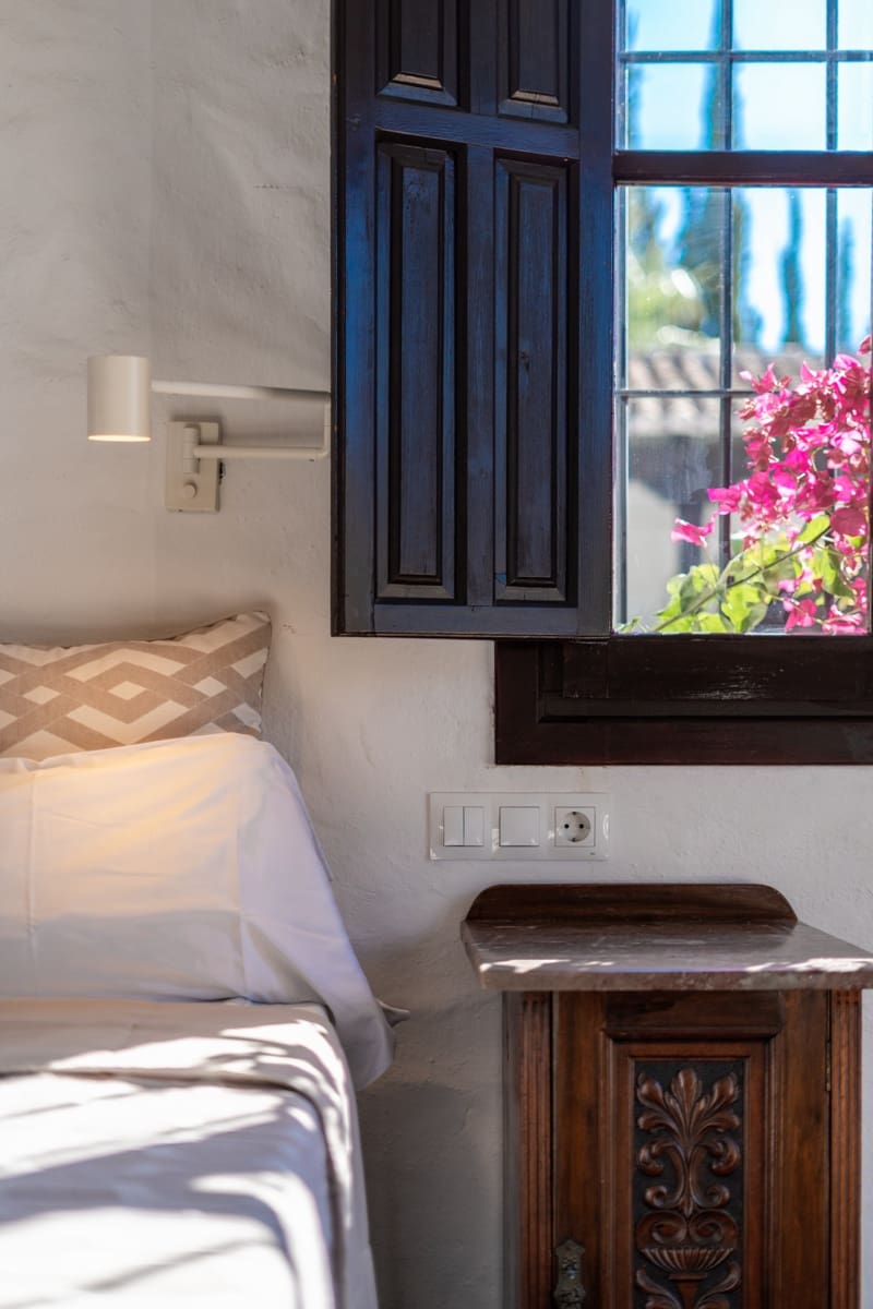 9 slaapkamer Finca/Landhuis te koop in Estepona met zwembad - € 2.700.000 (Ref: 10119040)
