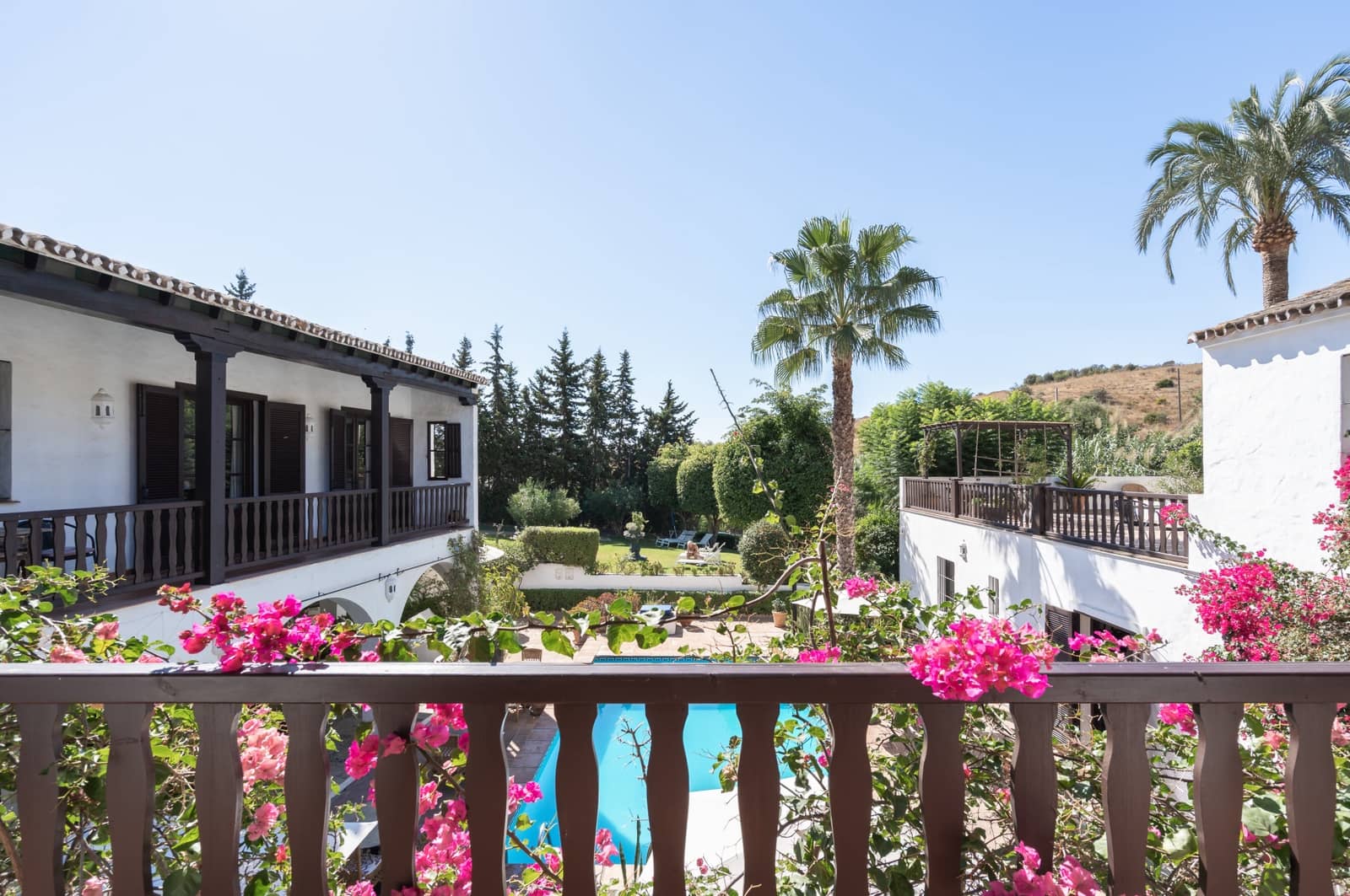9 slaapkamer Finca/Landhuis te koop in Estepona met zwembad - € 2.700.000 (Ref: 10119040)