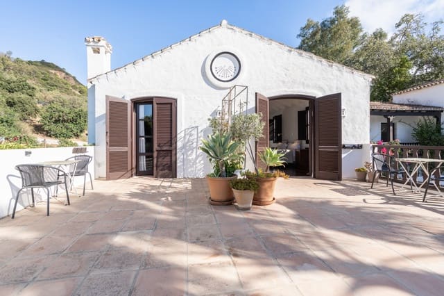 9 slaapkamer Finca/Landhuis te koop in Estepona met zwembad - € 2.700.000 (Ref: 10119040)