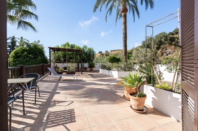 9 slaapkamer Finca/Landhuis te koop in Estepona met zwembad - € 2.700.000 (Ref: 10119040)