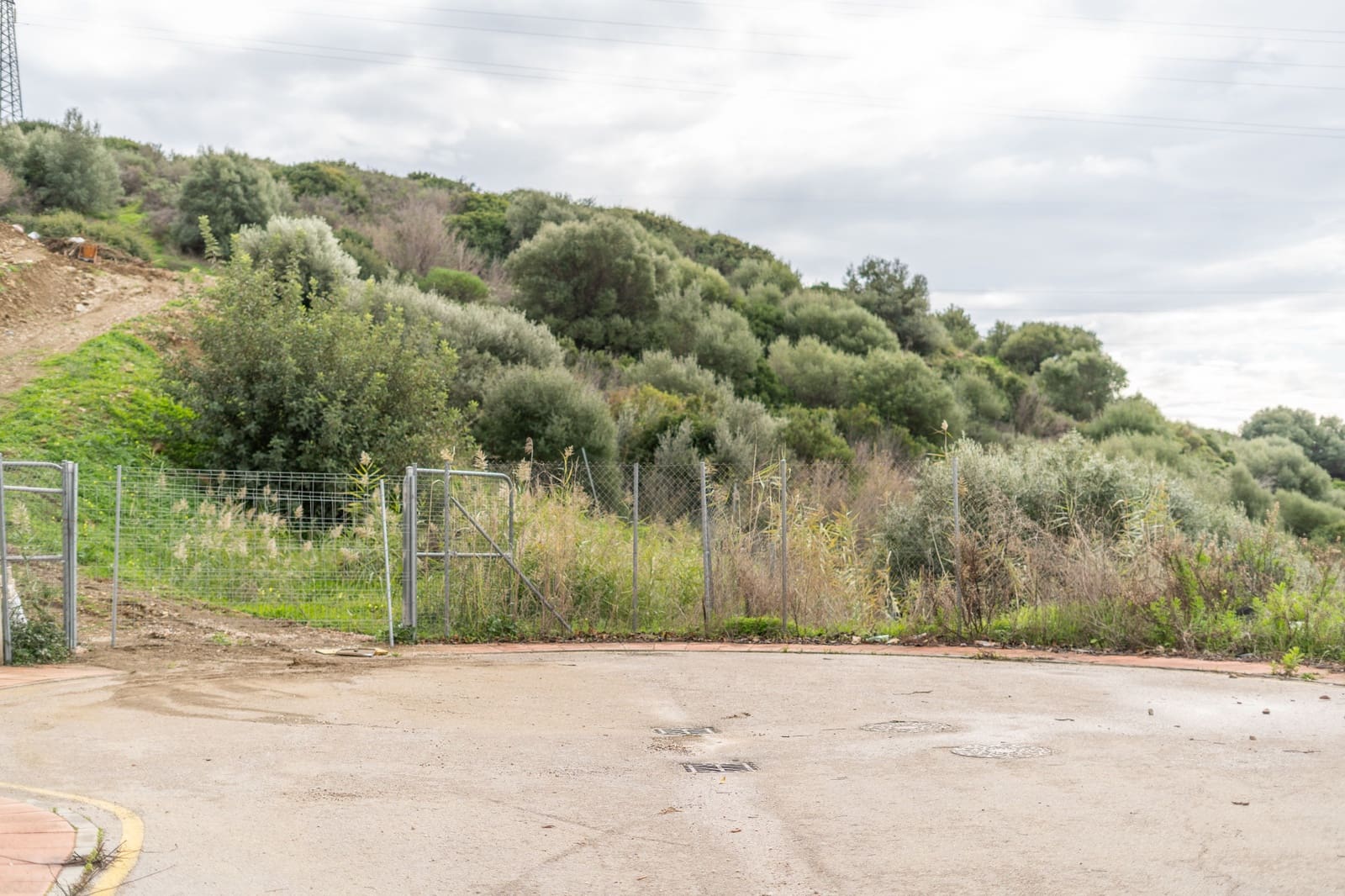 Działka budowlana na sprzedaż w Estepona - 250 000 € (Ref: 10119043)