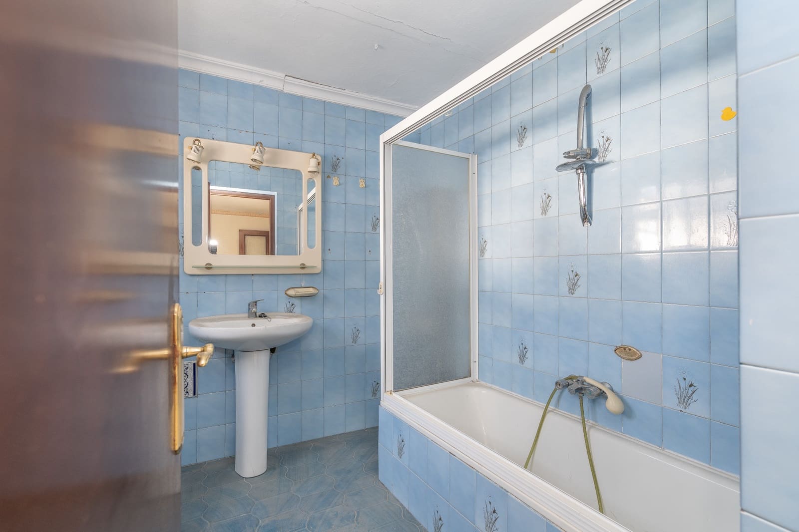 6 chambre Maison de Ville à vendre à Estepona avec garage - 900 000 € (Ref: 10119044)